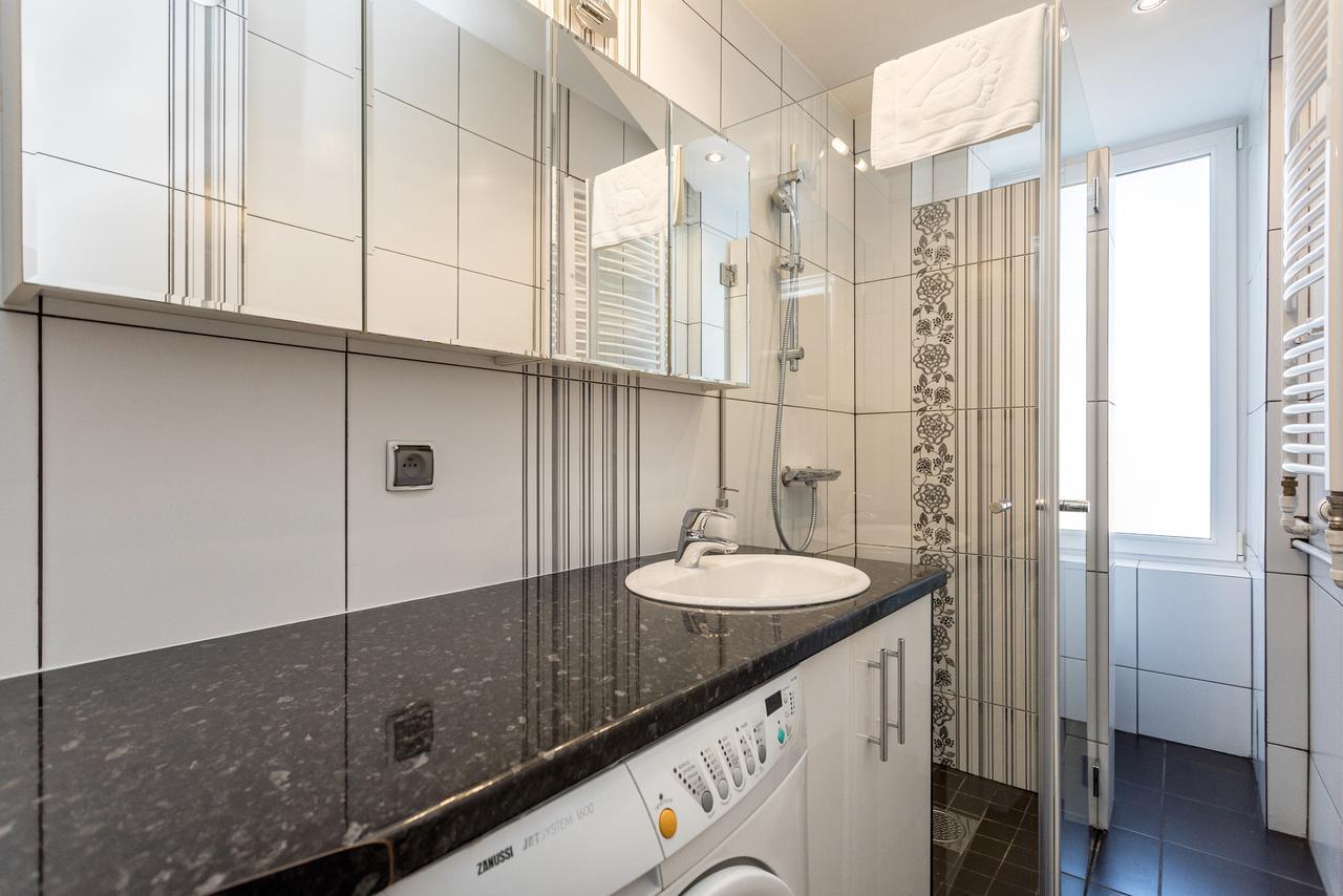 Apartament Chmielna By Your Freedom Warsaw Exterior photo